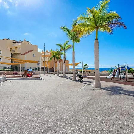 2bd Bright Family-friendly In דירה *