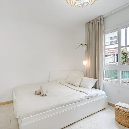 דירה 2bd Bright Family-friendly In קיאו סלבאחה